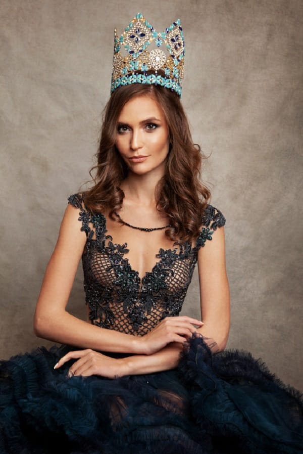 МАРИНА МЛАДЕНОВА: В НАШАТА ПРОФЕСИЯ НАЙ-ЦЕННОТО Е УСМИВКАТА НА ЧОВЕКА, КОЙТО СТАВА ОТ СТОЛА